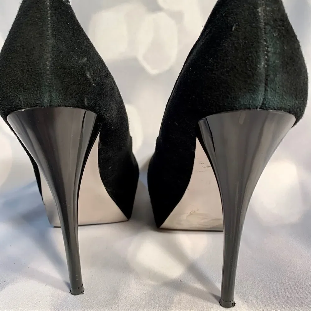 STEVE MADDEN BLACK SUEDE w 5” BLACK ACRYLIC HEEL 7